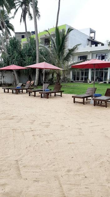Akurala Beach Boutique Resort Exterior foto